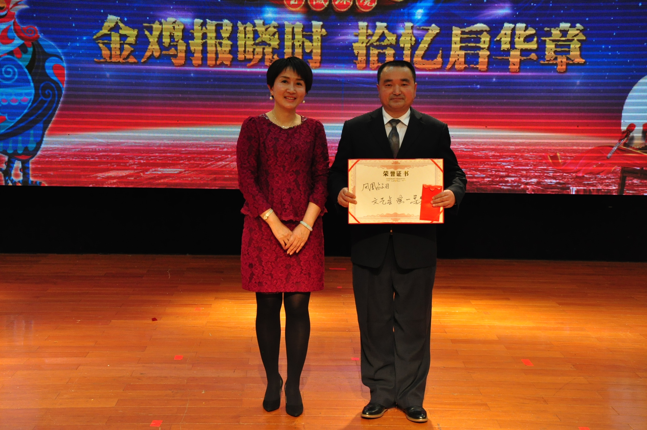 長沙清潔,長沙清潔服務,長沙專業(yè)清潔,長沙清潔公司,湖南專業(yè)清潔,長沙保潔公司,長沙專業(yè)保潔,長沙物業(yè)保潔