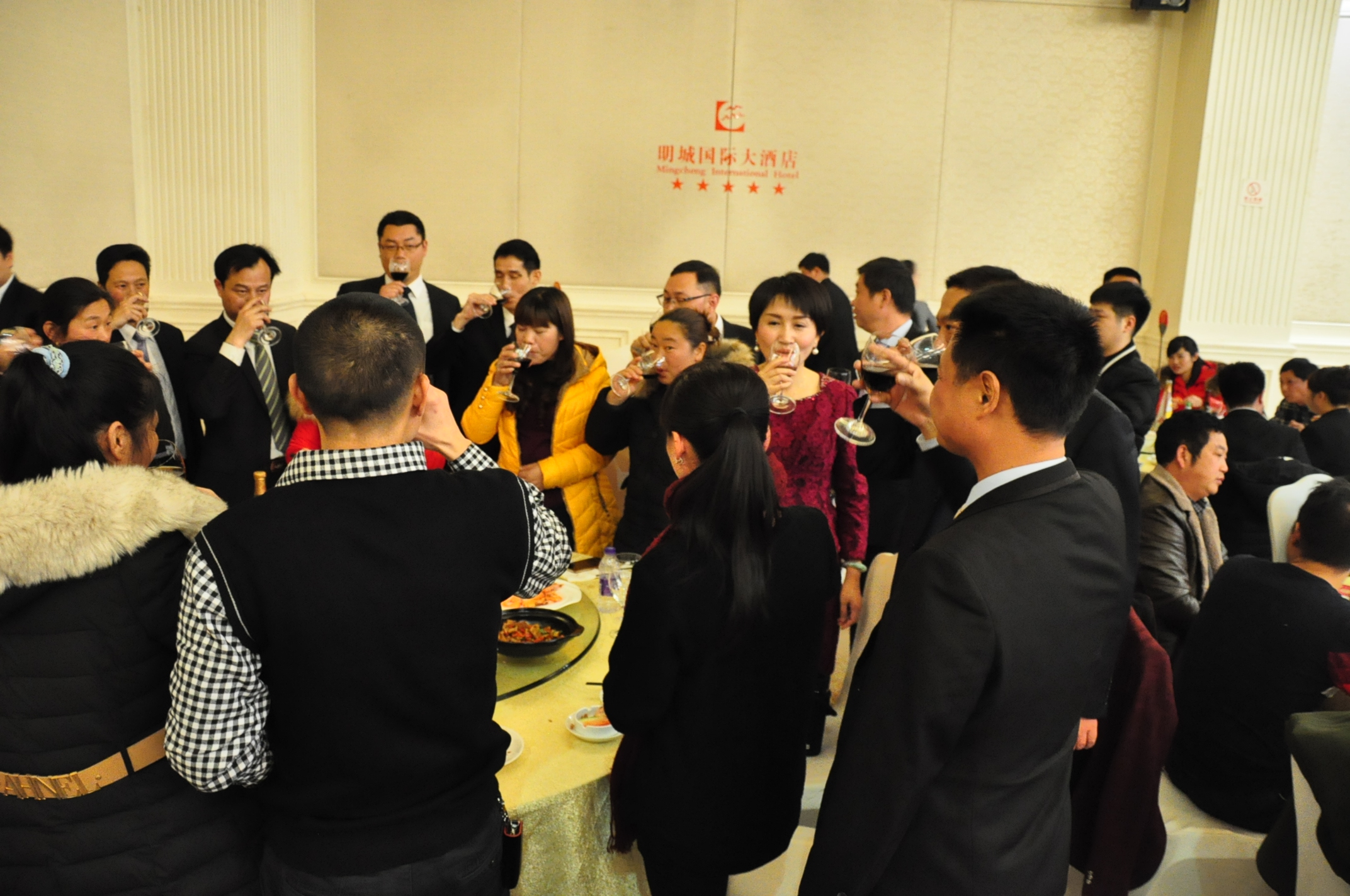 長沙清潔,長沙清潔服務,長沙專業(yè)清潔,長沙清潔公司,湖南專業(yè)清潔,長沙保潔公司,長沙專業(yè)保潔,長沙物業(yè)保潔