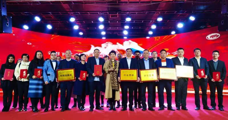 長沙清潔,長沙清潔服務,長沙專業(yè)清潔,長沙清潔公司,湖南專業(yè)清潔,長沙保潔公司,長沙專業(yè)保潔,長沙物業(yè)保潔